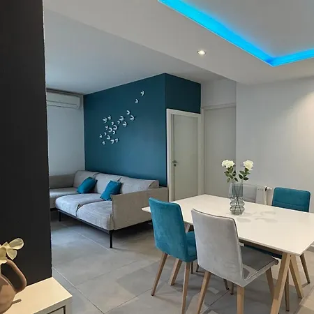 Charming Duplex In *