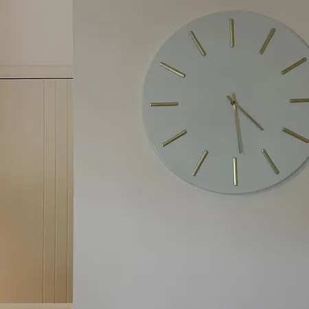 Charming Duplex In Апартаменти Антіб