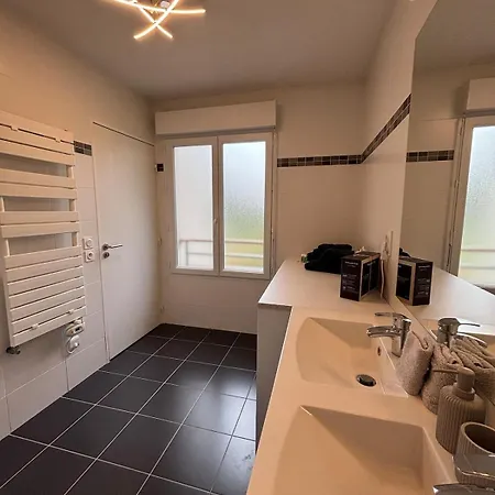 Charming Duplex In Апартаменти